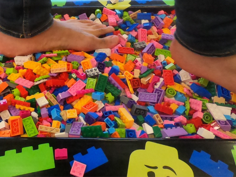 D0EA19C3-3771-425A-BFD9-DA0015FE019F